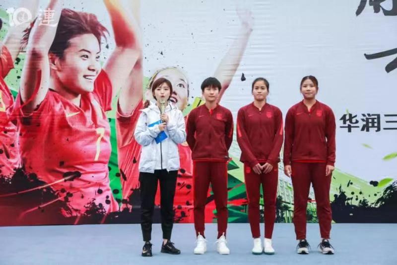 fQ_8z0ylBQnGhbL5u18aQ