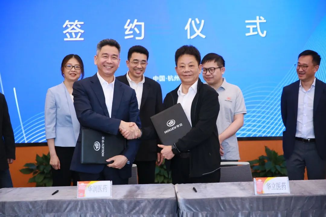 YvjakUORXpKWAY-XX2D4h