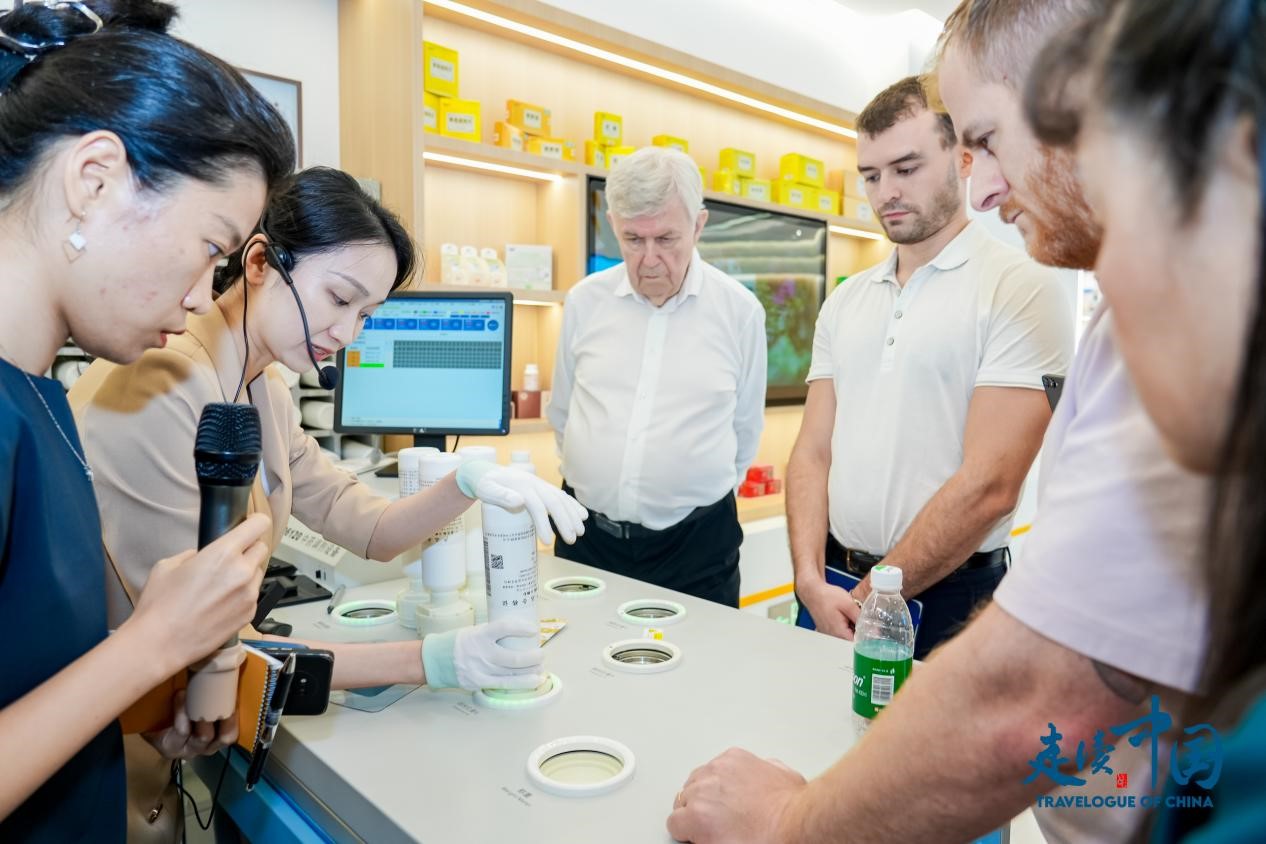 147208bf-d9bb-4fa1-9a7b-16103f28a6c0